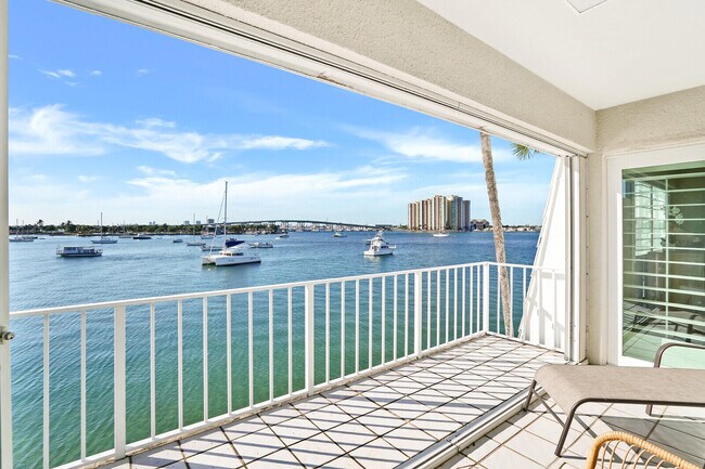 Foto del edificio - 1051 Sugar Sands Blvd