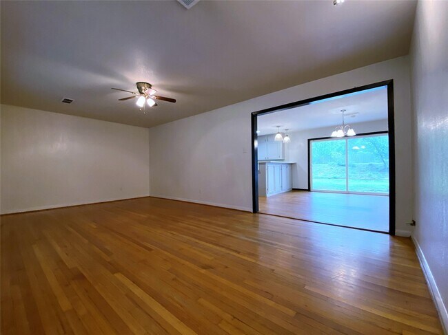 Foto del edificio - 5242 Beechnut St