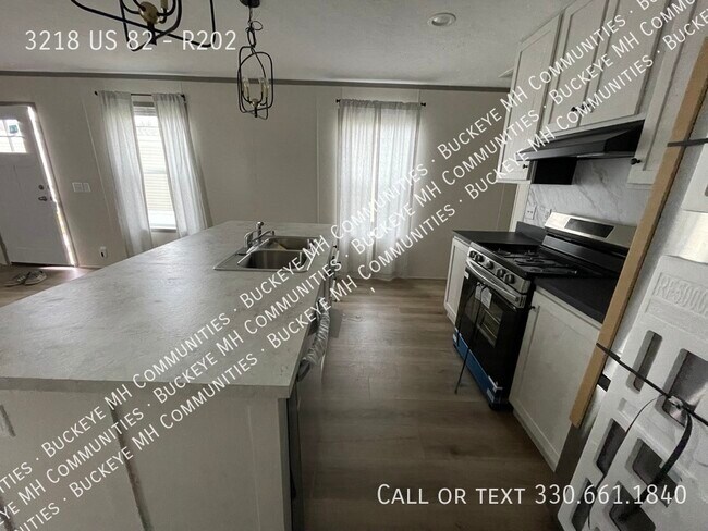 Foto del edificio - 3218 OH-82