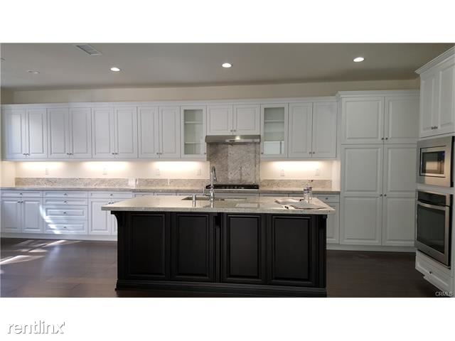 Building Photo - 7591 Adelanto Dr