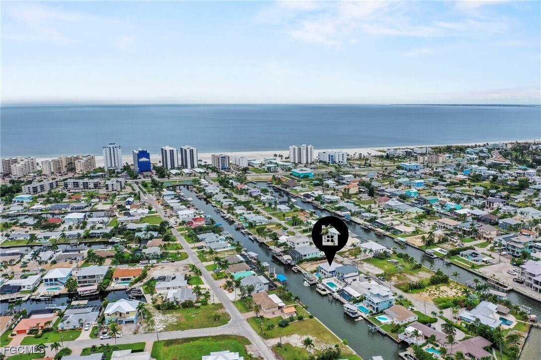 Building Photo - 256 Ibis St