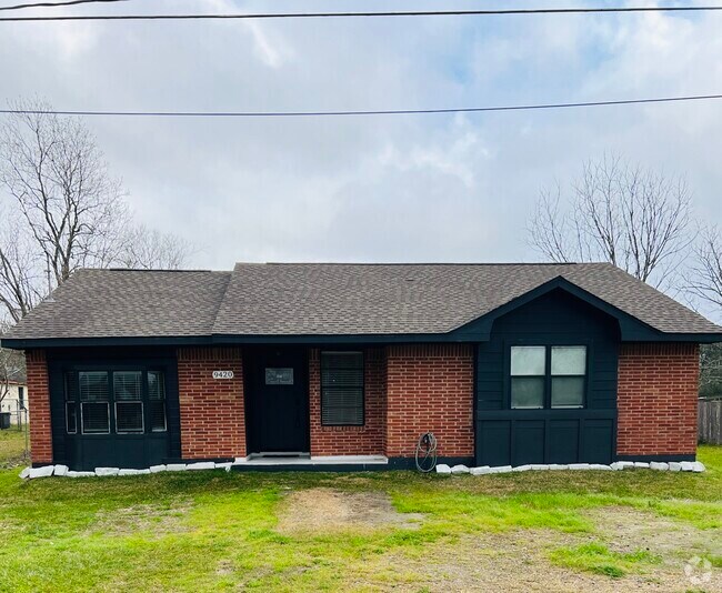Houston Skyscraper Shadows Houses for Rent Houston, TX 3 Homes