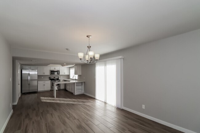 Building Photo - 3601 W Cheryl Drive