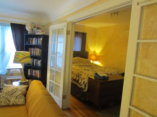 Foto del edificio - 340 S Grand Ave