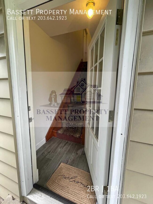 Building Photo - 75 Lincoln Ave