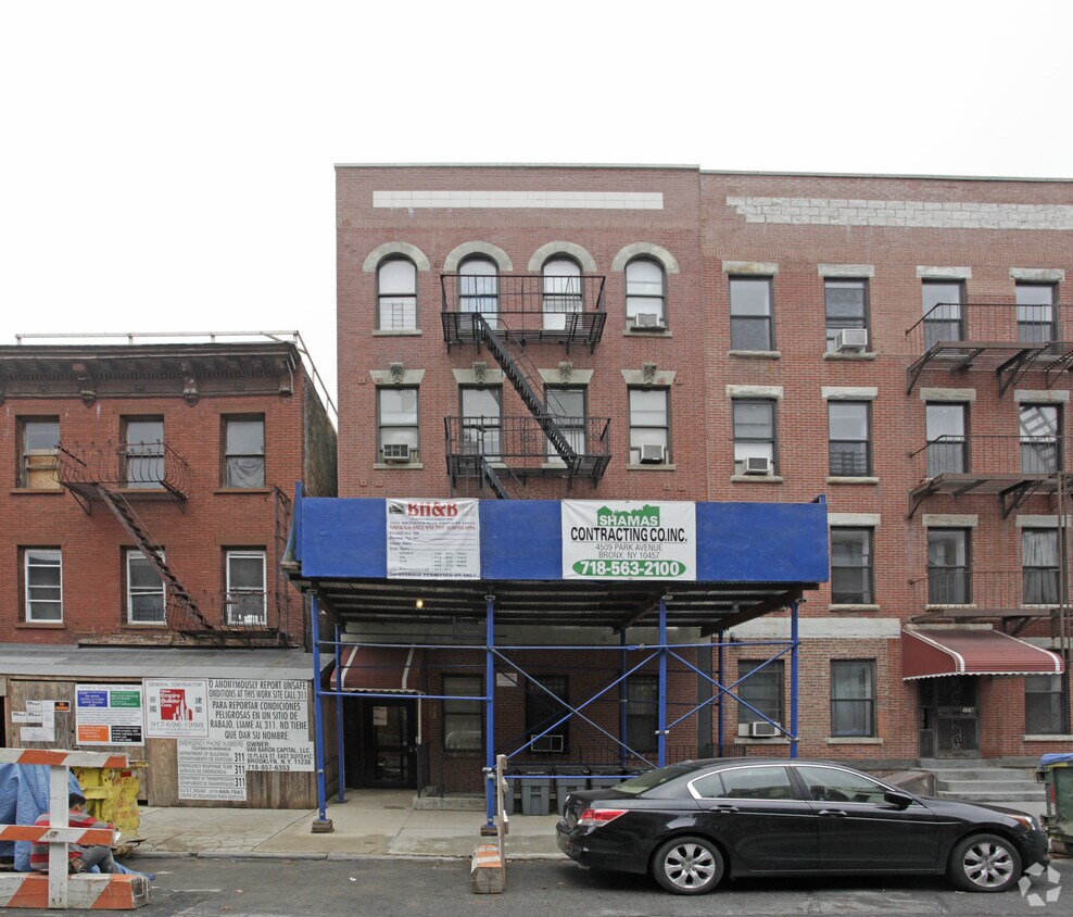 Foto del edificio - 357 Saint Marks Ave