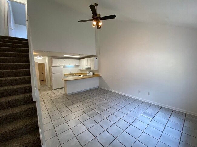 Foto del edificio - 1242 High Rd