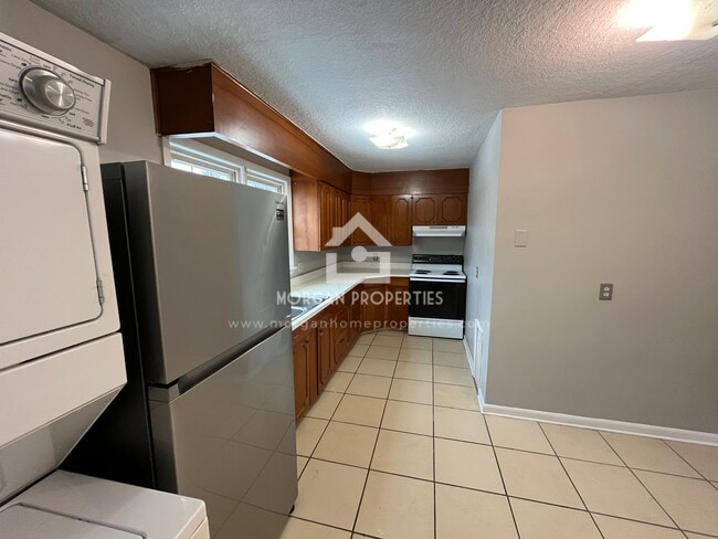 Foto del edificio - 192 Ringwood Way