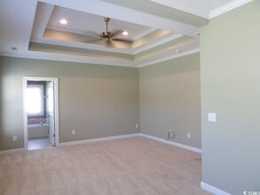 Building Photo - 124 Mesa Raven Dr