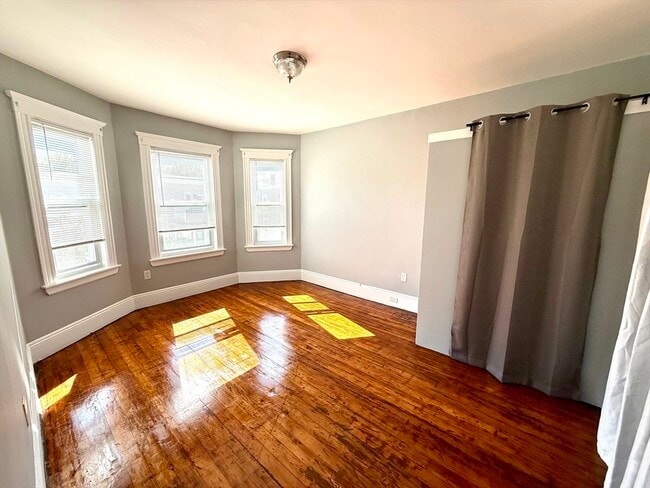 Building Photo - 38 Sudan St