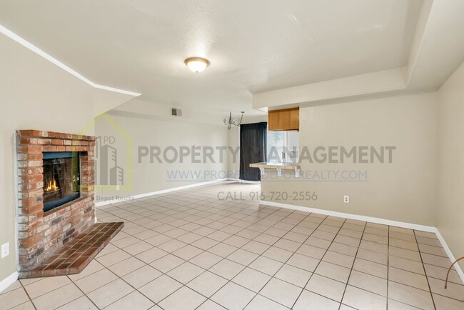 Foto del edificio - 3 bedroom 2 baths available in a gate community