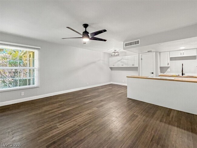 Foto del edificio - 1441 Dorothy Ave