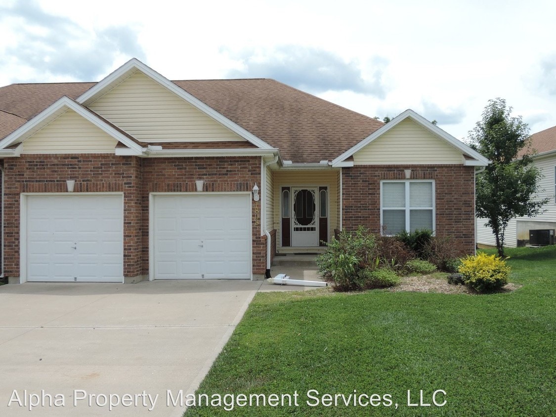 1808 Villa Dr, Warrensburg, MO 64093 House for Rent in Warrensburg