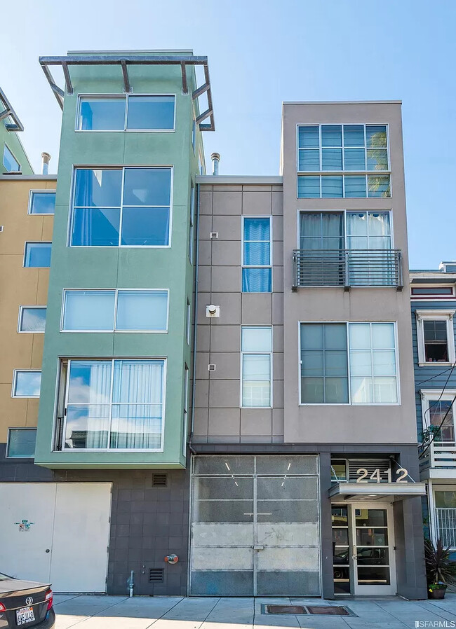 Building Photo - 2412 Harrison St