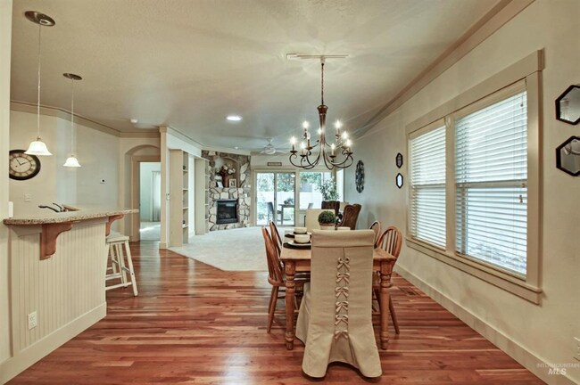 Foto del edificio - 2579 E Summer Dawn St