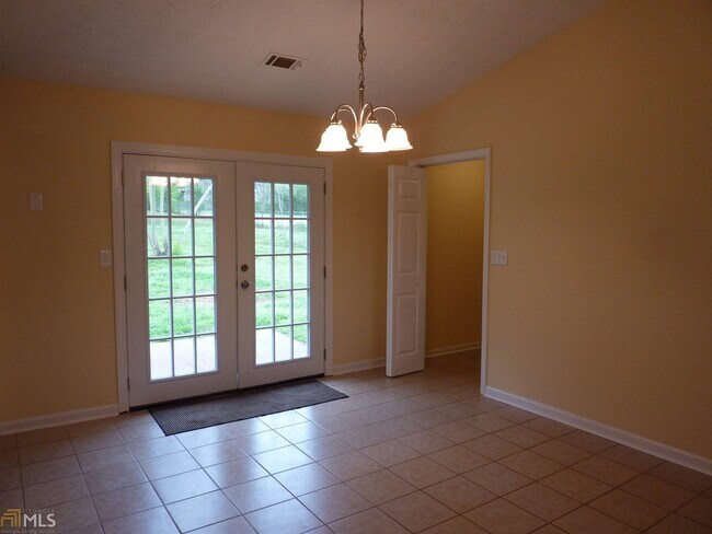 Building Photo - 145 Meadowview Terrace