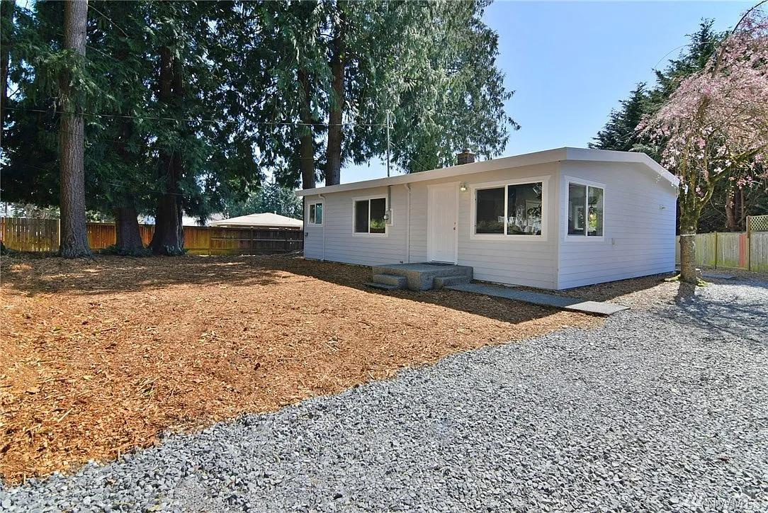 Foto principal - 19226 Filbert Rd