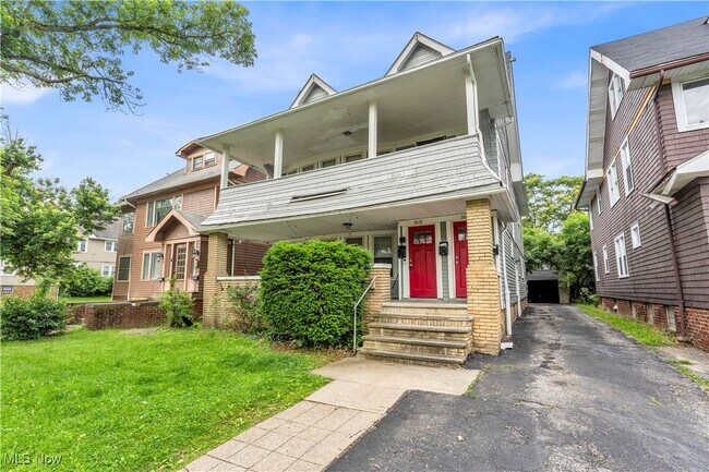 Building Photo - 1616 Eddington Rd