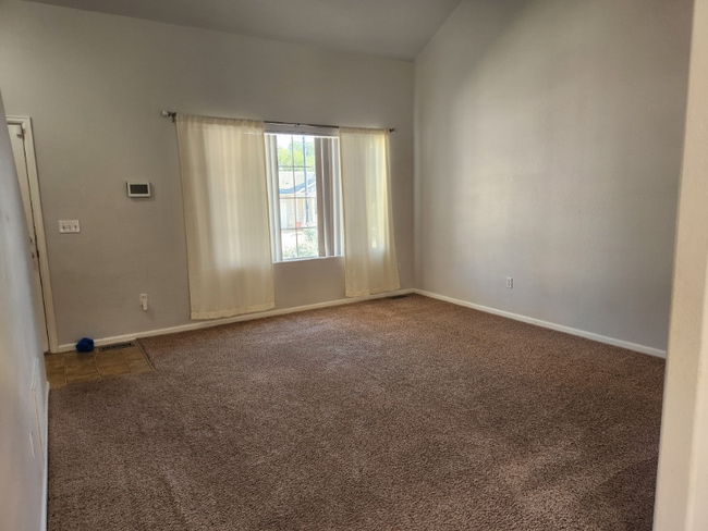 Building Photo - 278 Audubon Dr