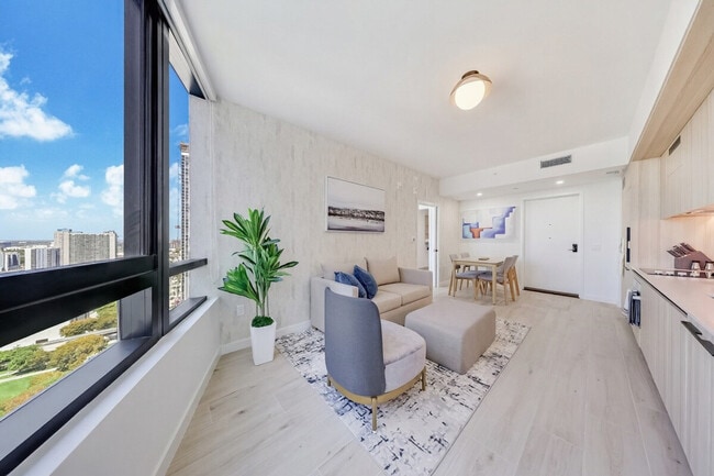 Building Photo - 350 N Miami Ave