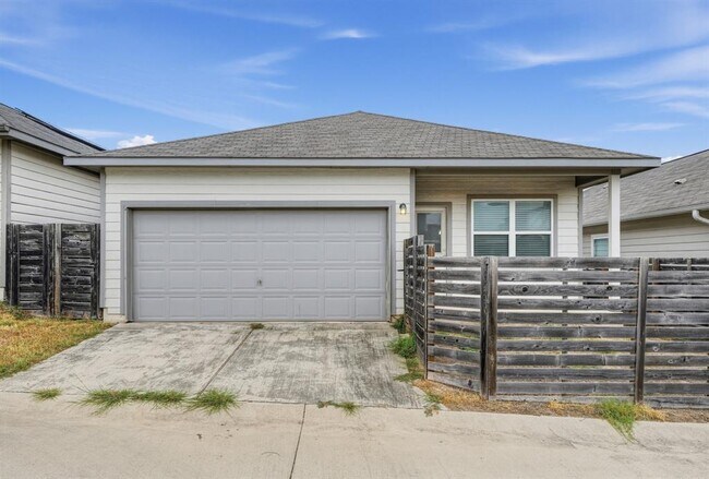 Foto del edificio - 719 Speckled Alder Dr
