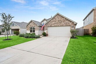 Building Photo - 326 Jewett Meadow Dr
