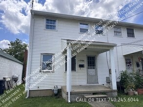 Building Photo - 1704 W Fair Ave
