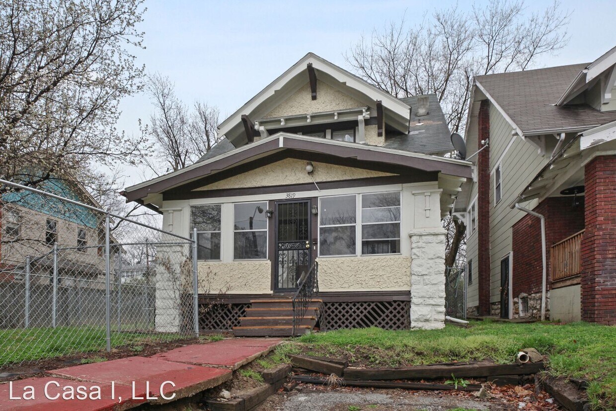 Foto principal - 3 br, 1 bath House - 3819 Bellefontaine Ave
