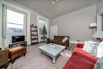 Building Photo - 2353 Sidney St