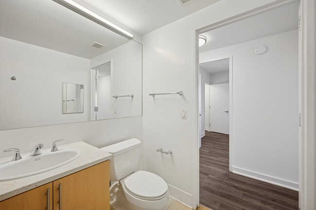 Interior Photo - MODA