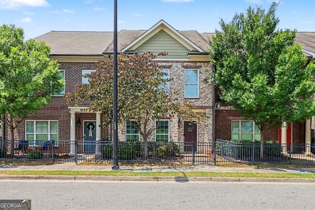 Photo - 898 WESTMORELAND CIR NW Unit House