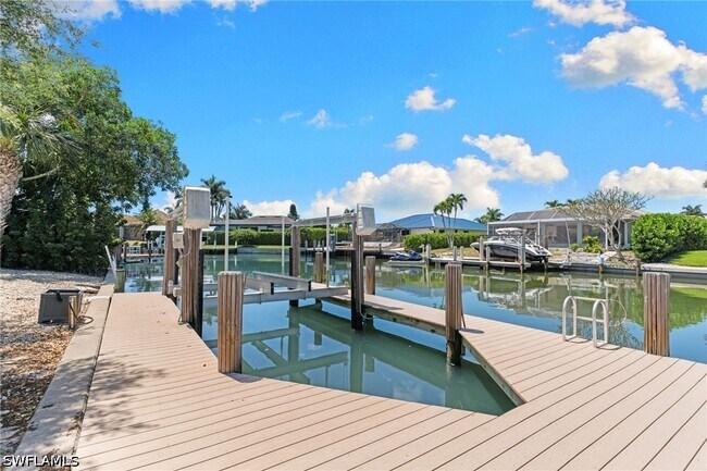 Foto del edificio - 324 Waterleaf Ct