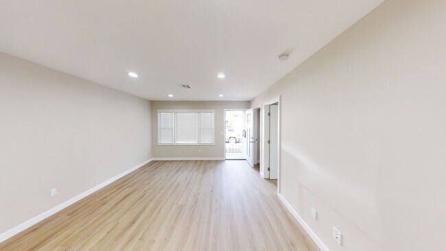 Foto del edificio - 6271 Stewart St