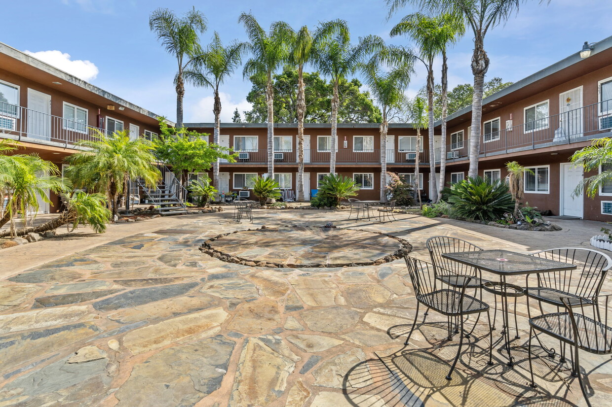 Wilshire Court Apartments - Apartments In Stockton, Ca 