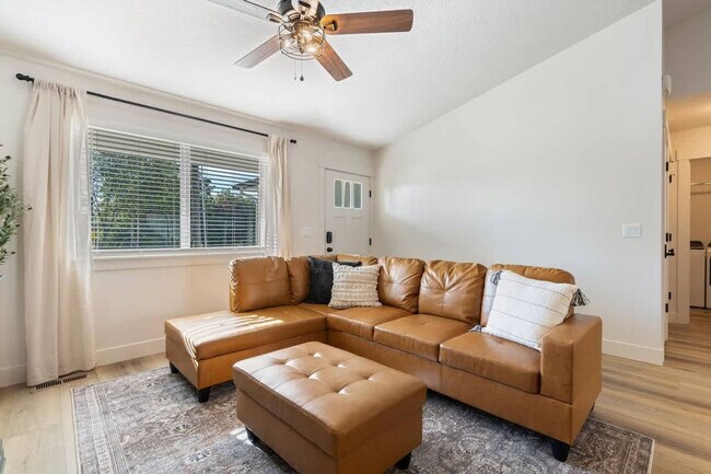 Foto del edificio - 44 S Sugar Loop Ln