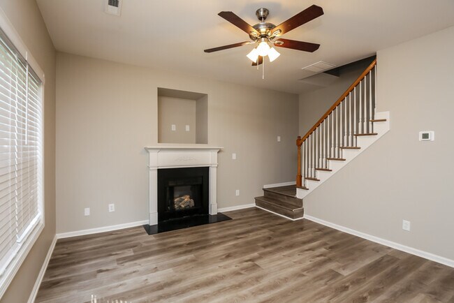 Building Photo - 3083 Grace Ct