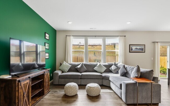 Foto del edificio - 6016 Addison Rd SW