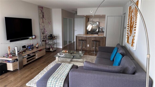 Foto del edificio - 20225 NE 34th Ct