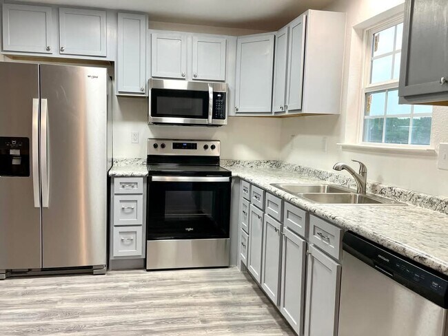 Foto del edificio - 13171 Sandpiper Rd