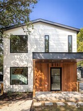 Building Photo - 3405 Fruth St