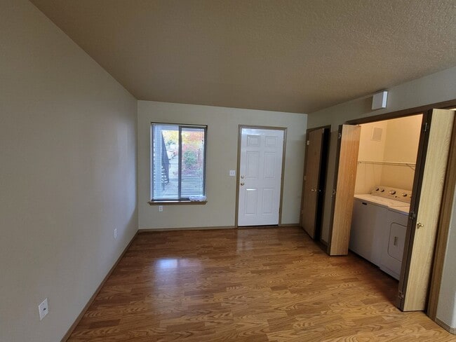 Foto del edificio - 8102 SE Lambert St