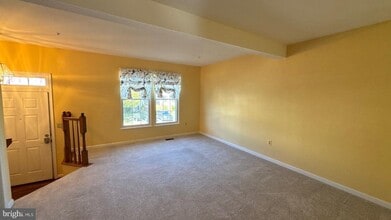 Building Photo - 709 Pine Drift Dr