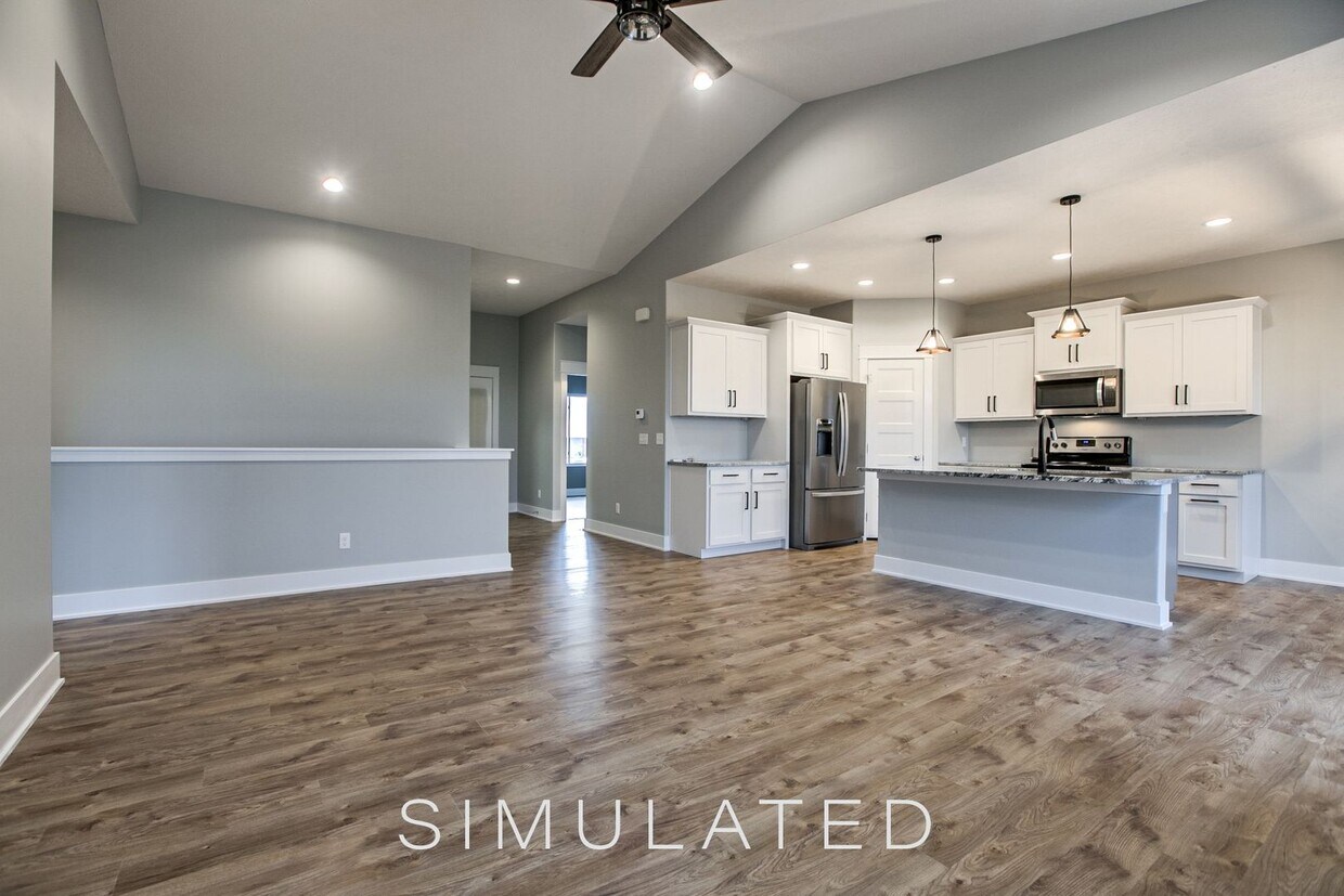 Primary Photo - Luxury Townhome