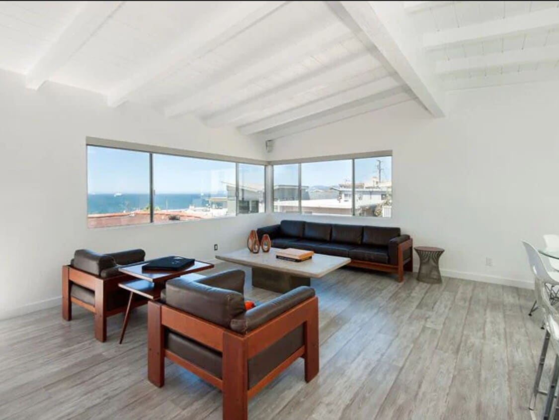 Primary Photo - 224 39th St