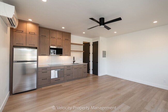 Foto del edificio - 3344 NW Celilo Ln