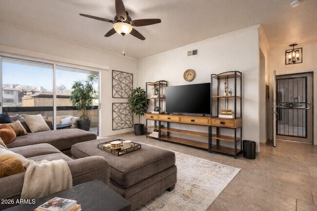 Building Photo - 16013 S Desert Foothills Pkwy