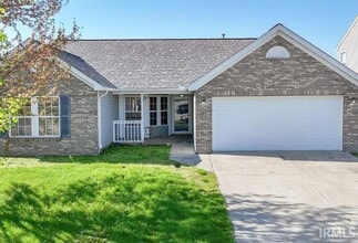 Building Photo - 697 Matthew St Building Photo - 697 Matthew St