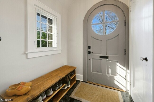 Foto del edificio - 142 N Passaic Ave