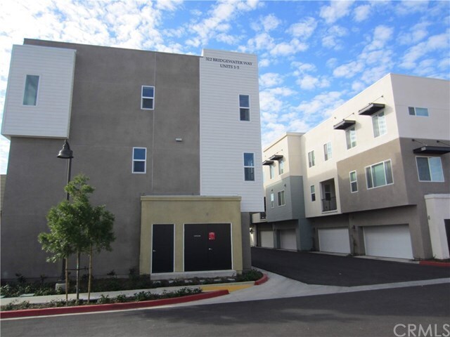 Primary Photo - 322 Bridgewater Way