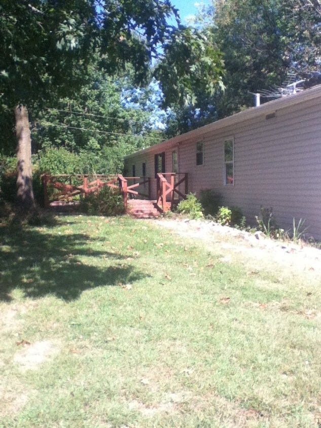 335 Burr Oak Rd, Foley, MO 63347 House Rental in Foley, MO